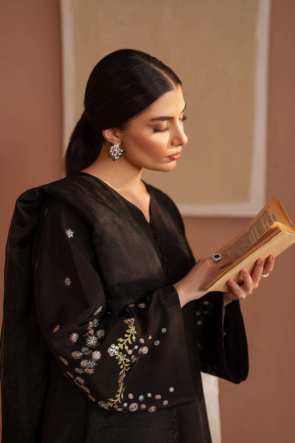 KYLIN - 3 PIECE EMBROIDERED SUIT