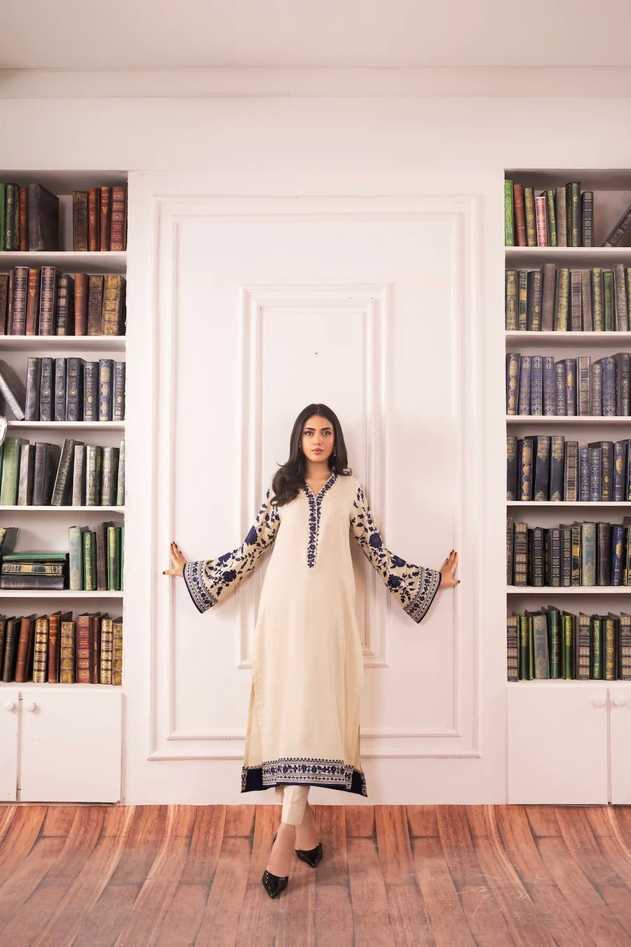 SHANAYA - 2 PC